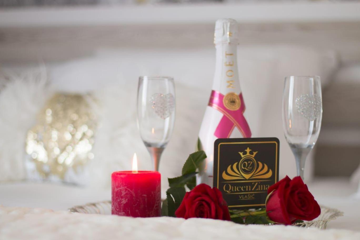 Aparthotel "Queen Zina" Vlasic Bagian luar foto