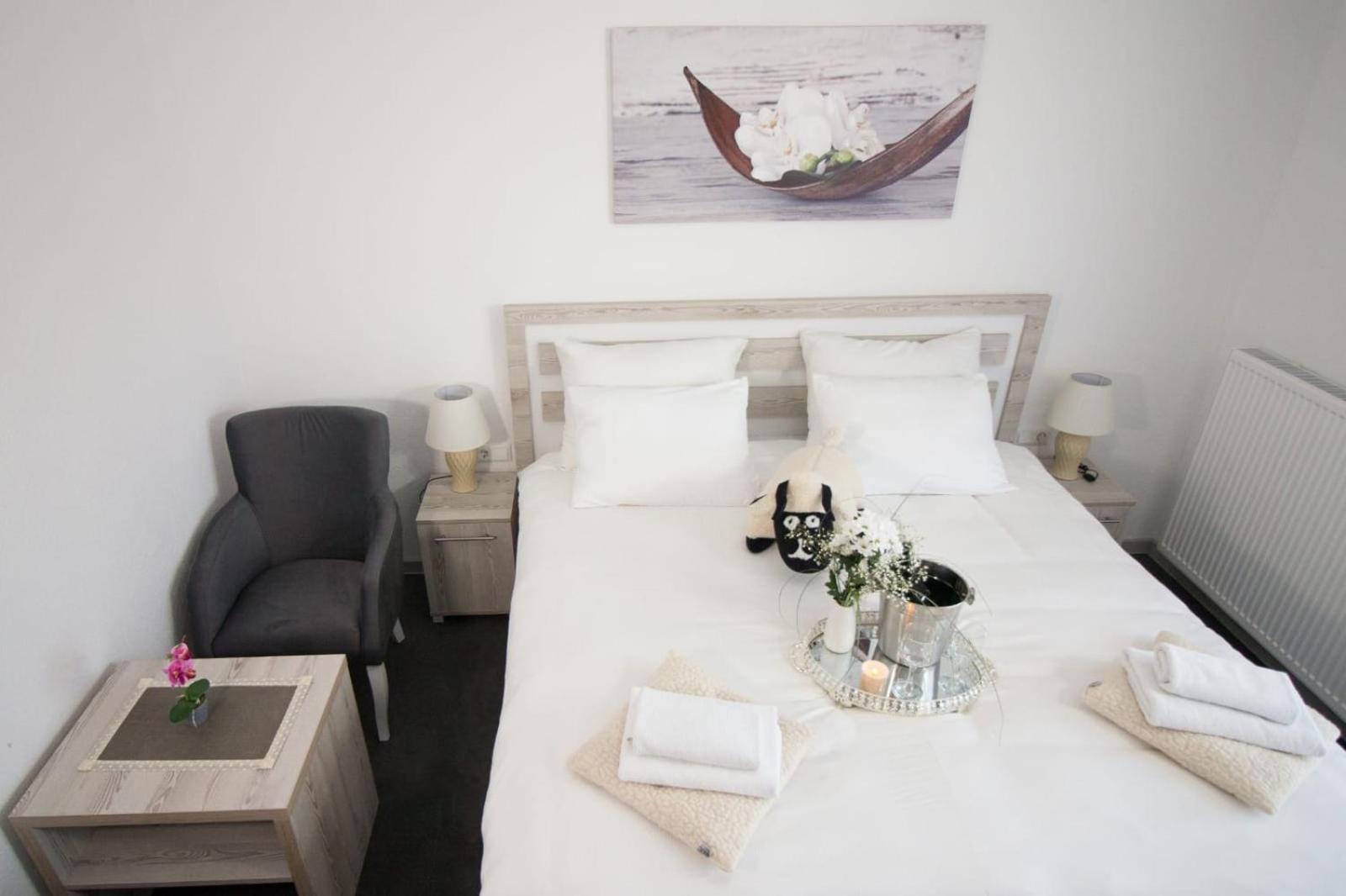 Aparthotel "Queen Zina" Vlasic Bagian luar foto